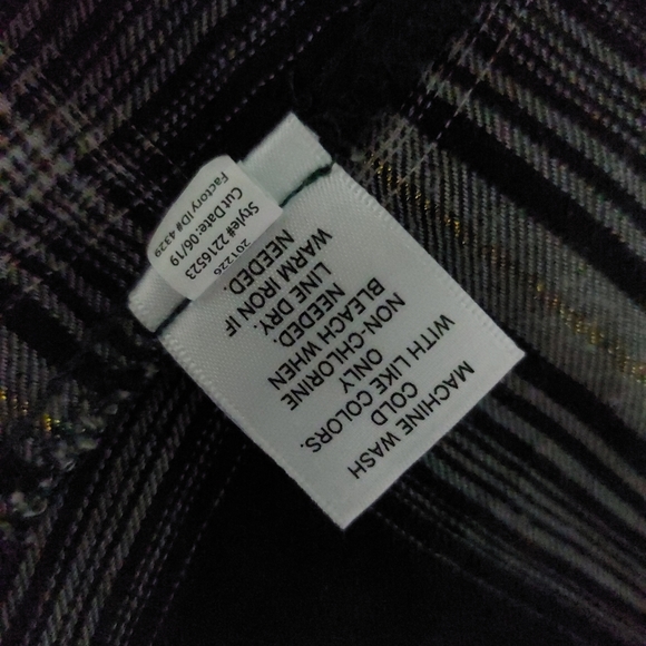 Dressbarn Plus Size 2X Dark Green Gold Plaid Long Sleeve Button Up Flannel Top - Picture 9 of 10